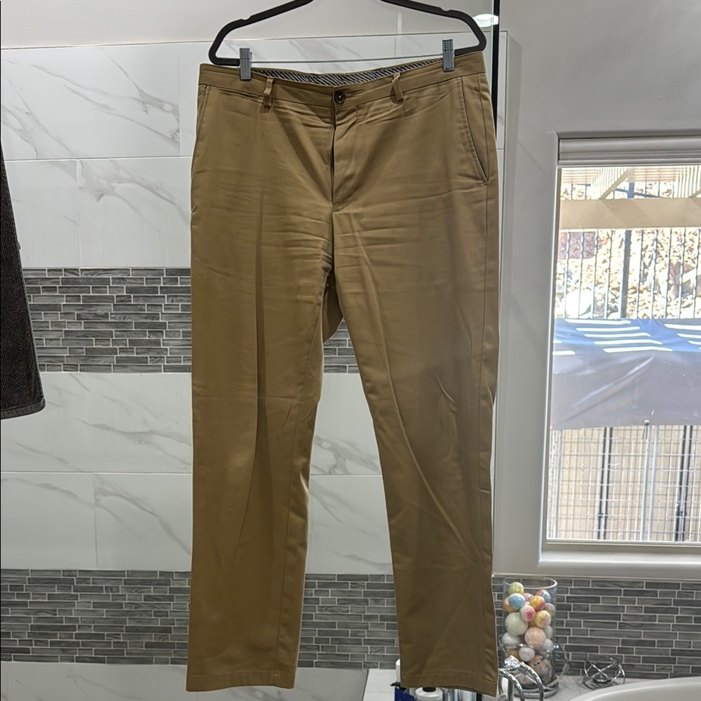 Men's Tan Pants
